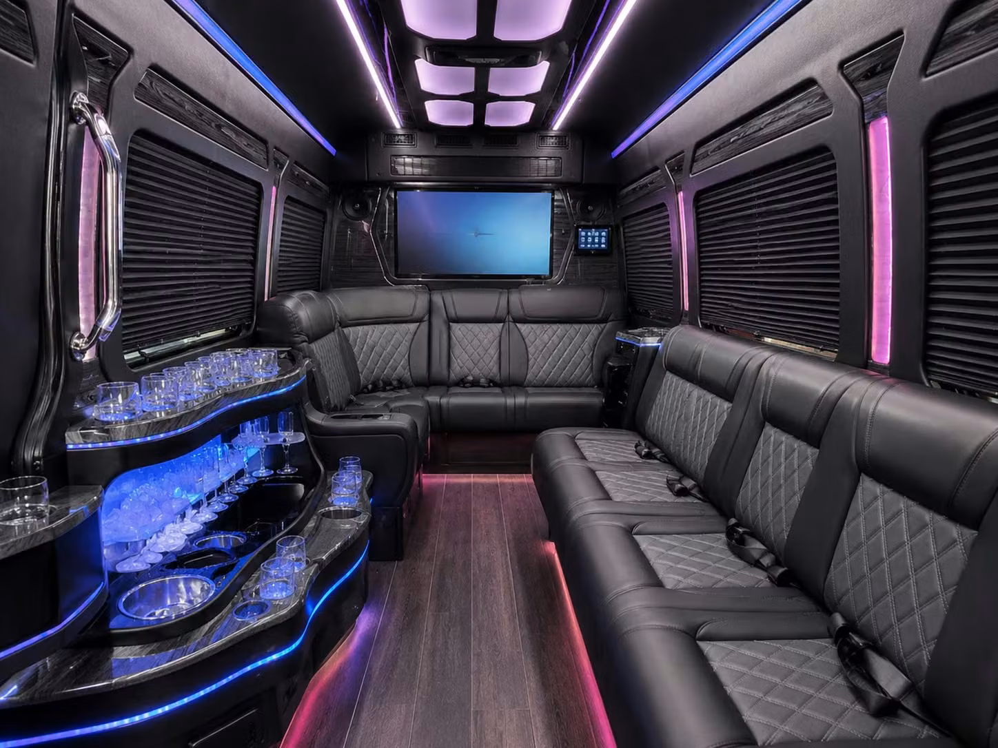 busrentalchesapeake com makes chesapeake prom transportation simple for every group